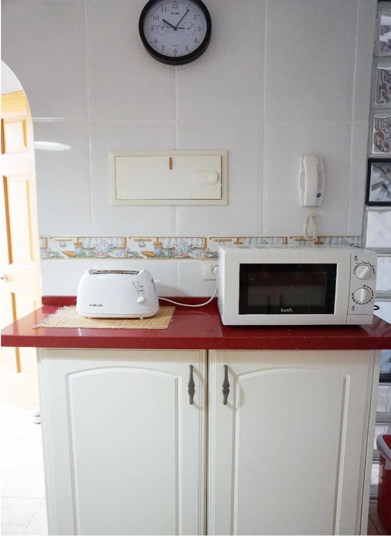 Готель Casa La Sonrisa Shared House Ель-Медано Екстер'єр фото