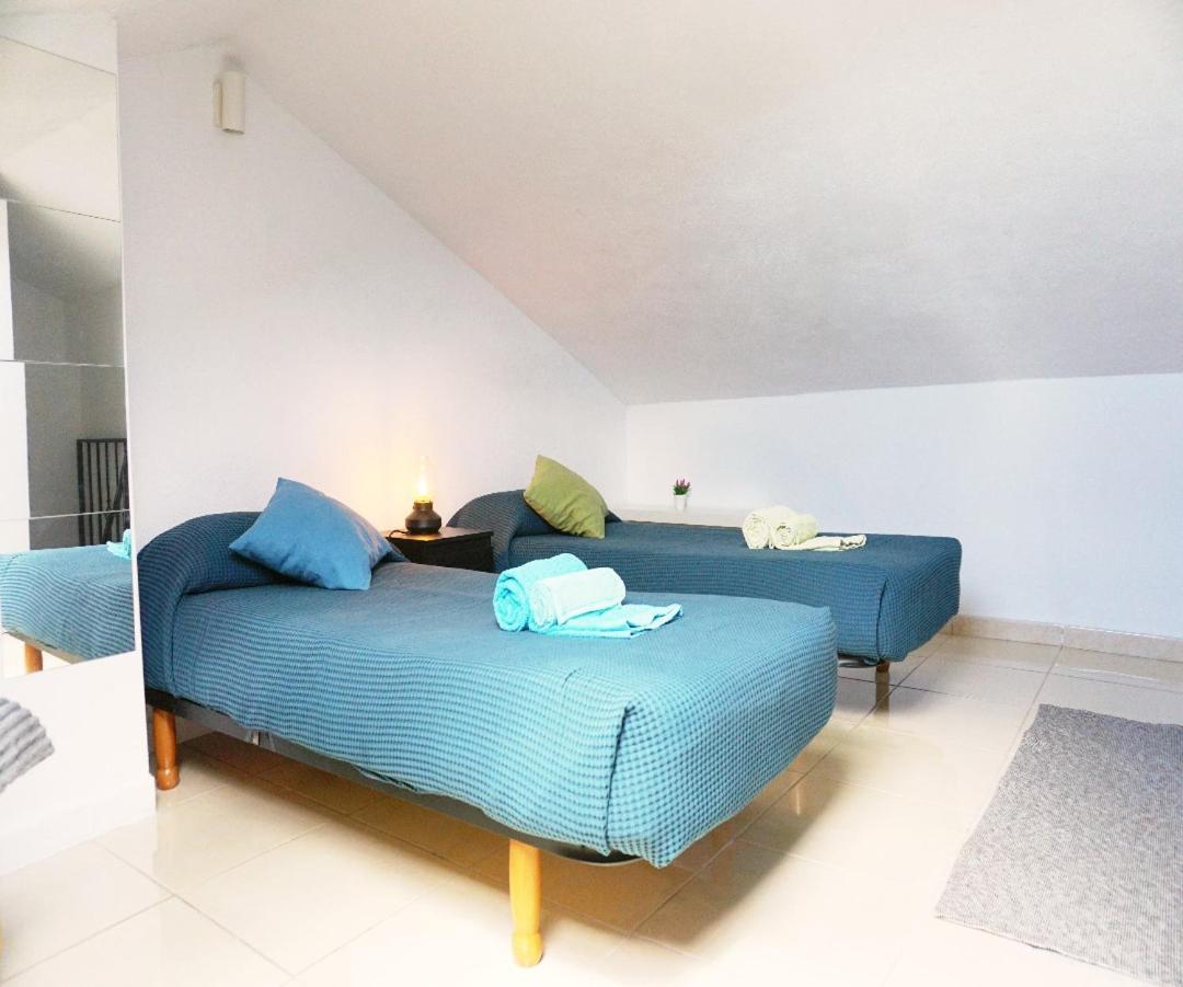 Готель Casa La Sonrisa Shared House Ель-Медано Екстер'єр фото